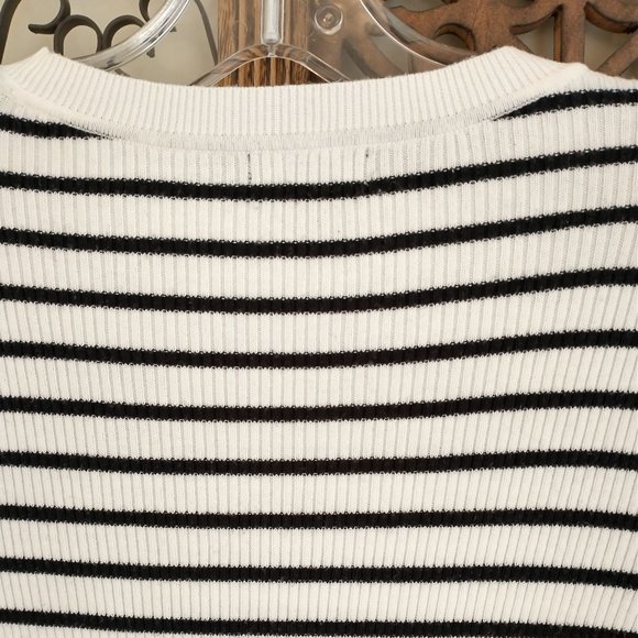 Women's Halogen size XS long sleeve striped (white and black) top - Picture 7 of 8